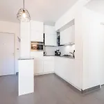 Queen Riviera : Climatisation, Parking, Terrasse 芒通