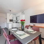 Queen Riviera : Climatisation, Parking, Terrasse * 芒通