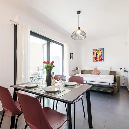 דירה Queen Riviera : Climatisation, Parking, Terrasse