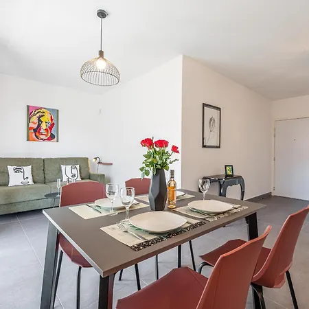 Apartment Queen Riviera : Climatisation, Parking, Terrasse *