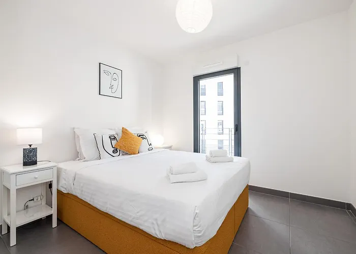 Lejlighed Queen Riviera : Climatisation, Parking, Terrasse