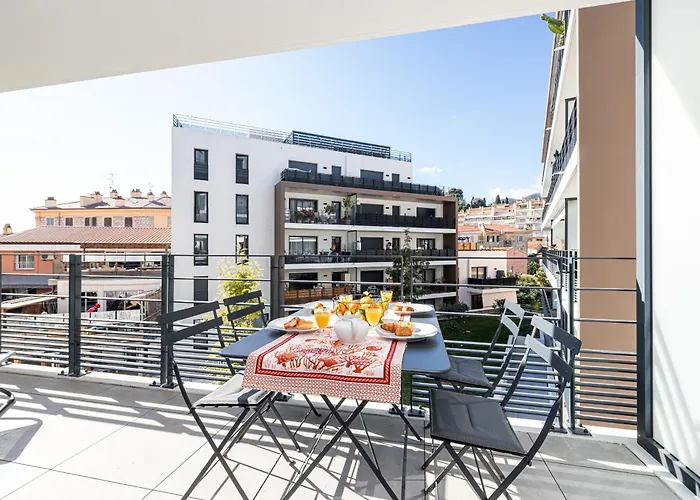 Queen Riviera : Climatisation, Parking, Terrasse * Menton