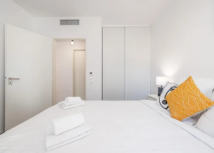 Lejlighed Queen Riviera : Climatisation, Parking, Terrasse *